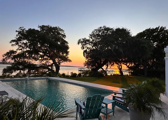 Waterway Bed & Breakfast Charleston